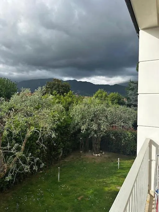 Casa Norma Oasi Di Pace A Un Passo Dal Mare Daire Querceta 0*,  İtalya